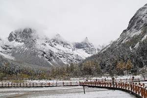 四川几月旅游合适,必游旅游景点，问当地评价好的私人网红导游